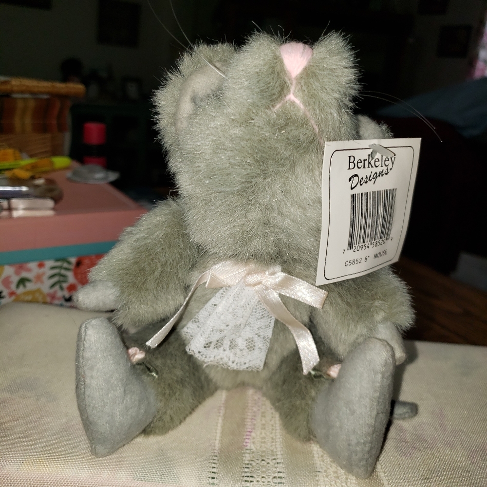 Vintage Berkeley Designs Fully Jointed Mouse